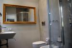 images/thumbsgallery/Camera_Rossa/Rossa_bagno_1.jpg